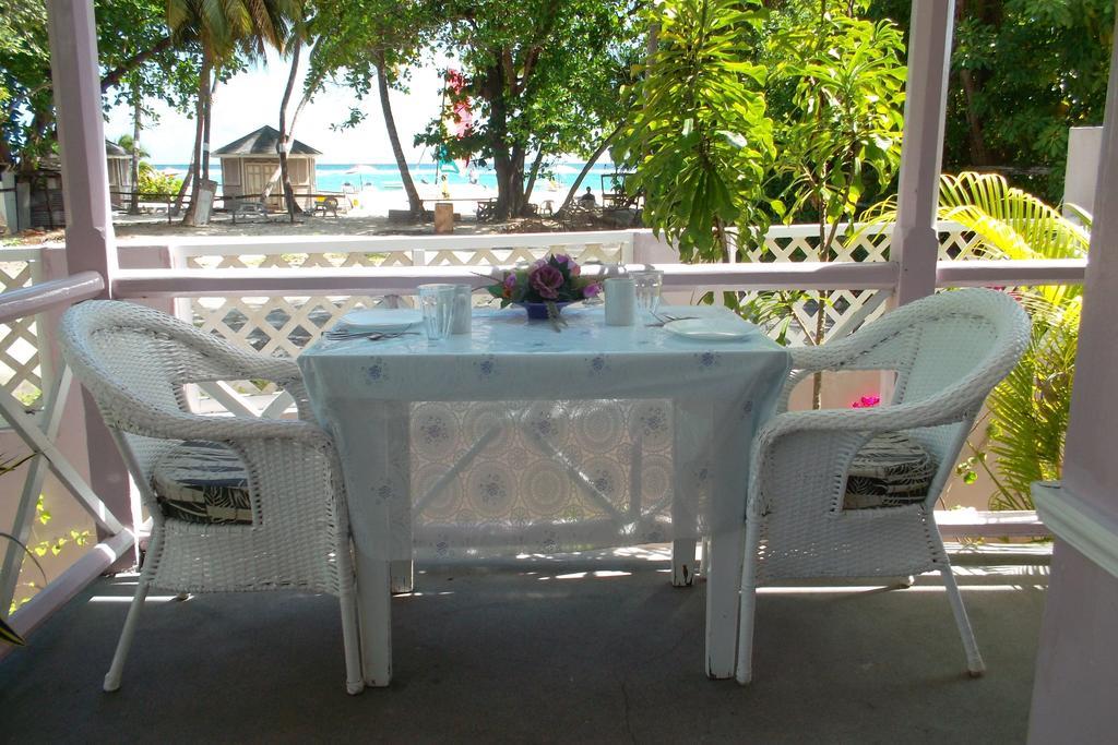 Beach Guest House Cleverdale Bridgetown Exterior photo