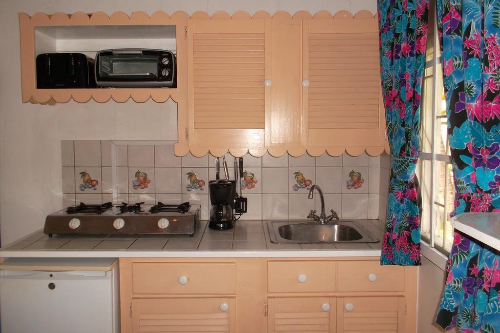 Beach Guest House Cleverdale Bridgetown Exterior photo