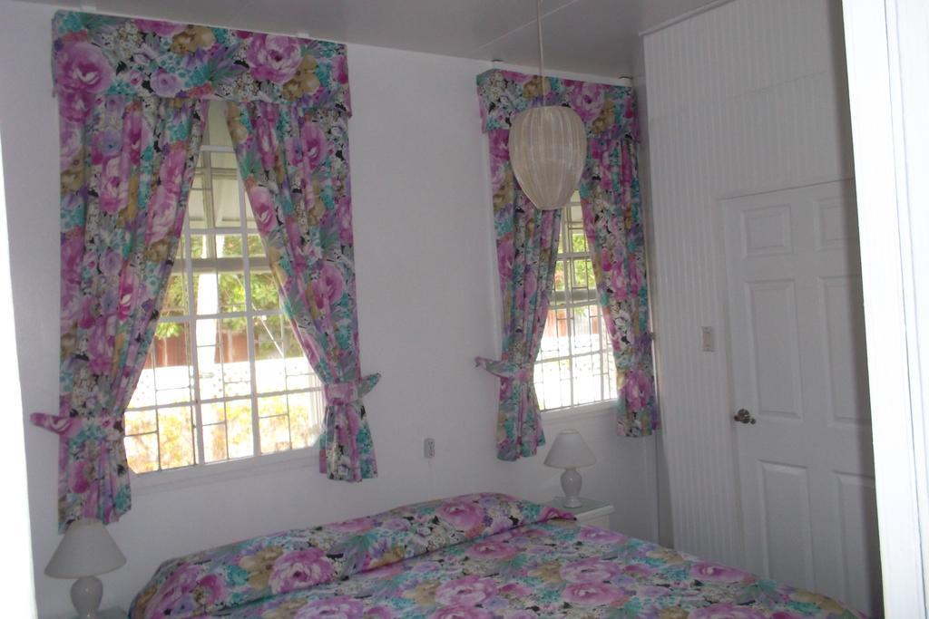Beach Guest House Cleverdale Bridgetown Exterior photo