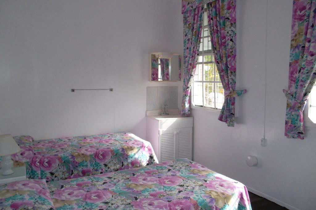 Beach Guest House Cleverdale Bridgetown Exterior photo
